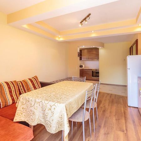 Guest House Ivanovi Chernomorets Exterior photo