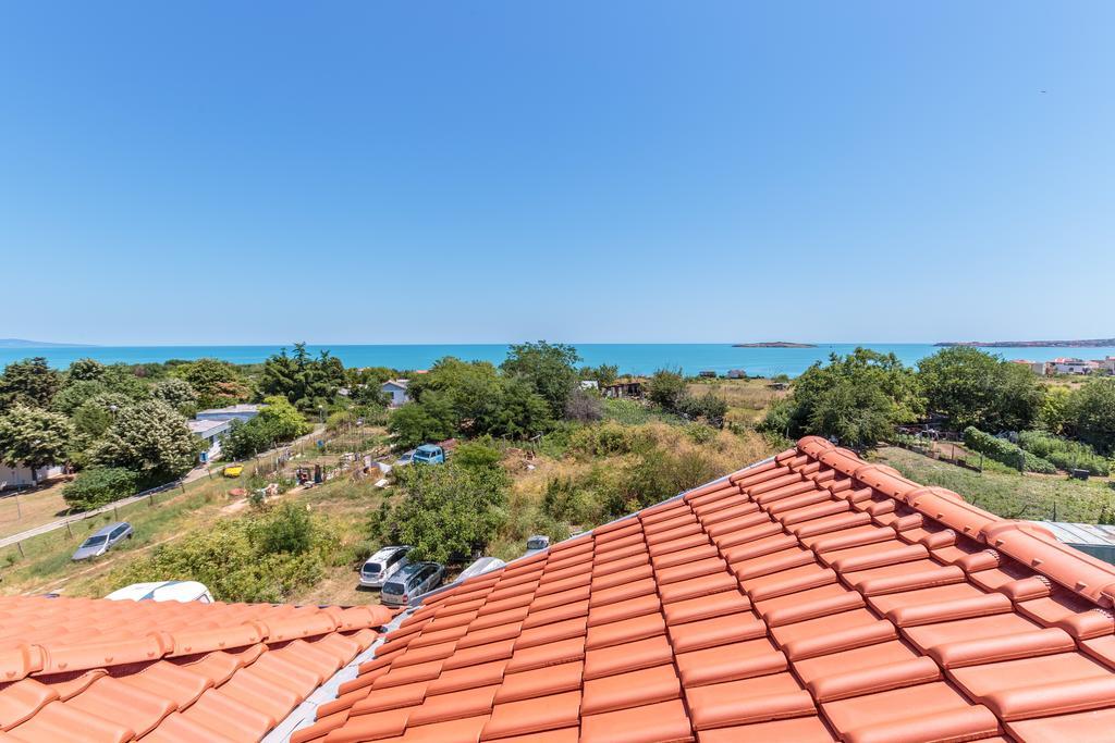 Guest House Ivanovi Chernomorets Exterior photo