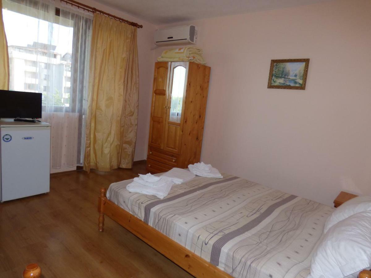 Guest House Ivanovi Chernomorets Exterior photo