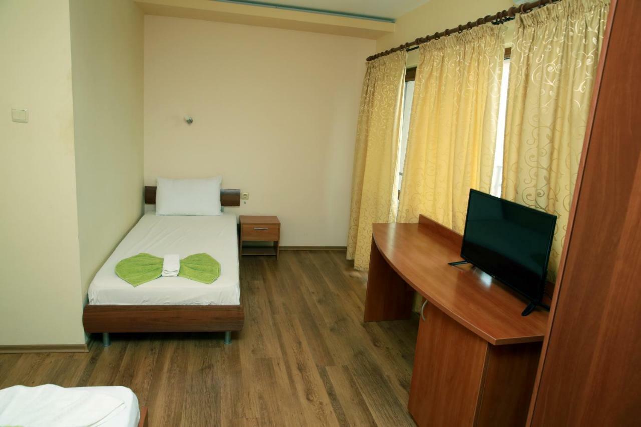 Guest House Ivanovi Chernomorets Exterior photo